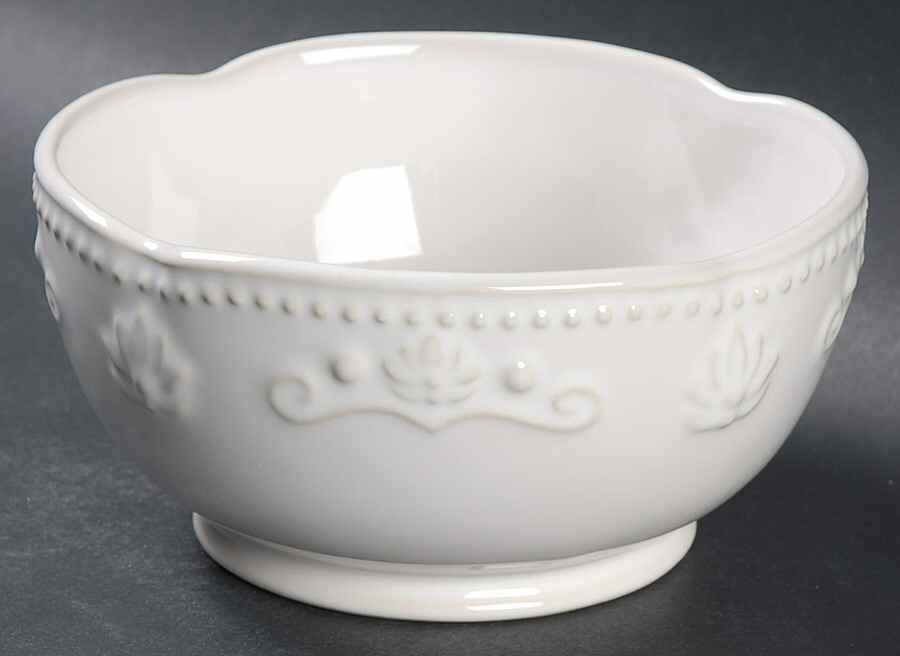 Scalloped Floral White Soup/Cereal Bowl by Jaclyn Smith-1