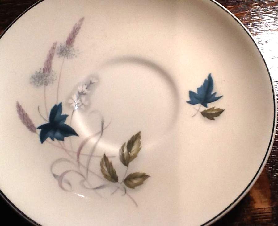 JB1037 Saucer by Johnson Brothers-1