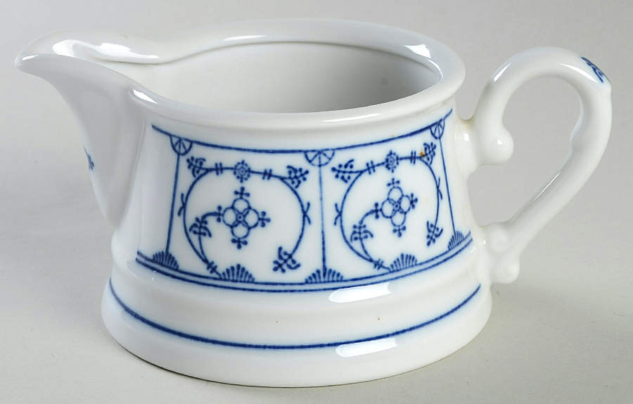 Blau Saks Gravy Boat by Jaeger-1