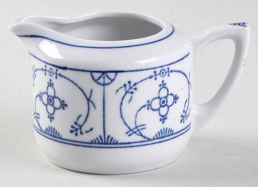 Blau Saks Mini Creamer by Jaeger-1