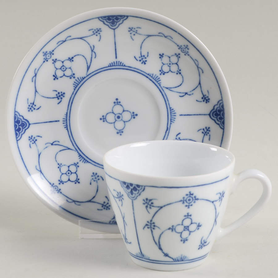 Blau Saks Flat Demitasse Cup & Saucer Set by Jaeger-1