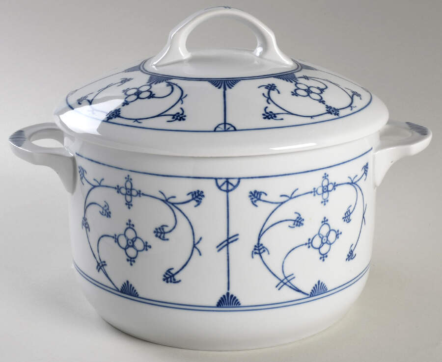 Blau Saks Round Covered Vegetable by Jaeger-1