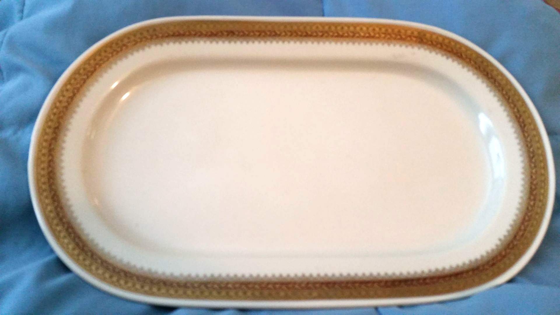 JOH385 11" Oval Serving Platter by Johann Haviland-1