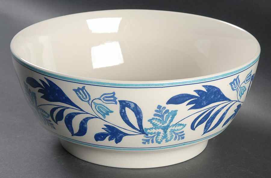Farmhouse Blue Fern 10" Round Serving Bowl by Johnson Brothers-1