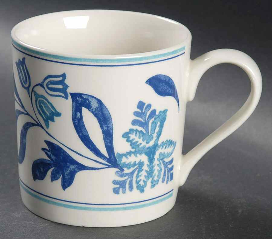 Farmhouse Blue Fern Mug by Johnson Brothers-1