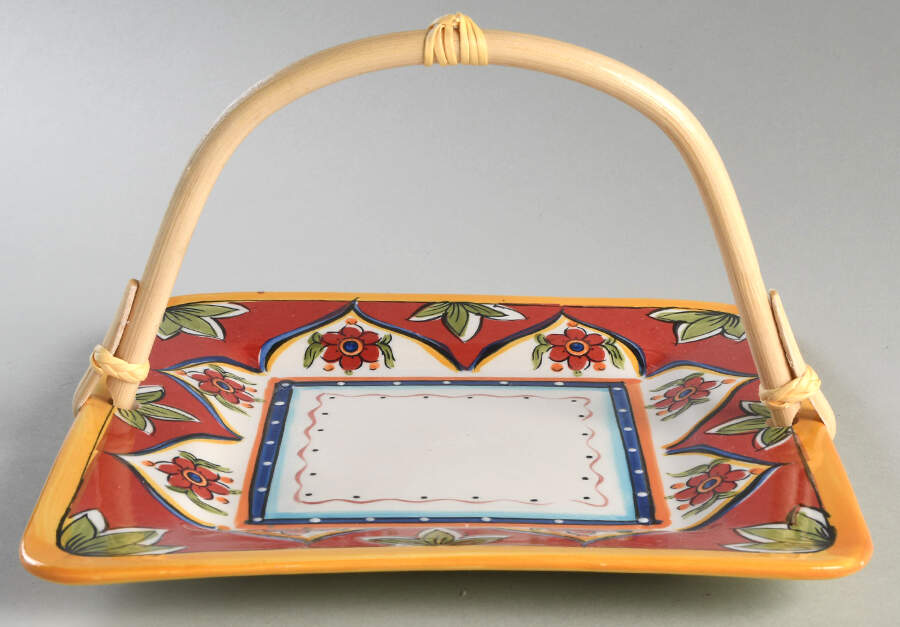 Dionisa 5 3/8"-5 5/8" Bamboo Handled Serving Plate  HC by JCPenney-1