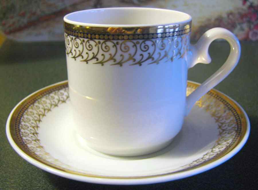 JAE207 Flat Demitasse Cup & Saucer Set by Jaeger-1