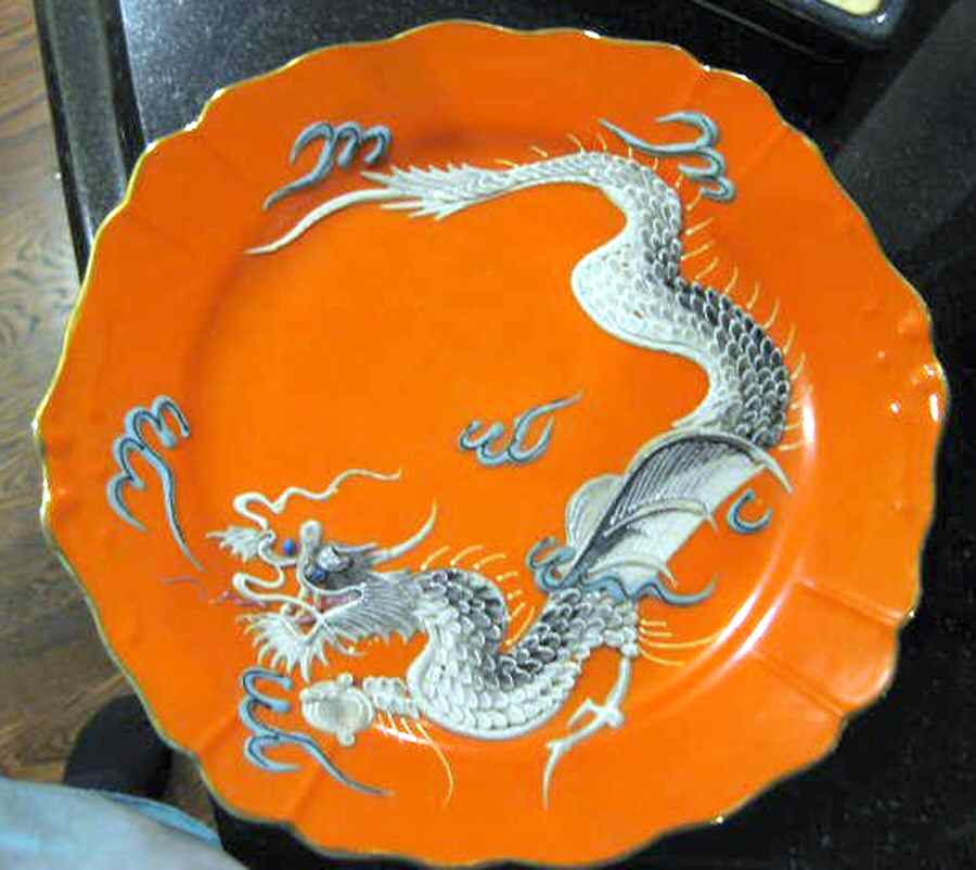 TSL43 Dinner Plate by Tashiro Shoten Ltd-1