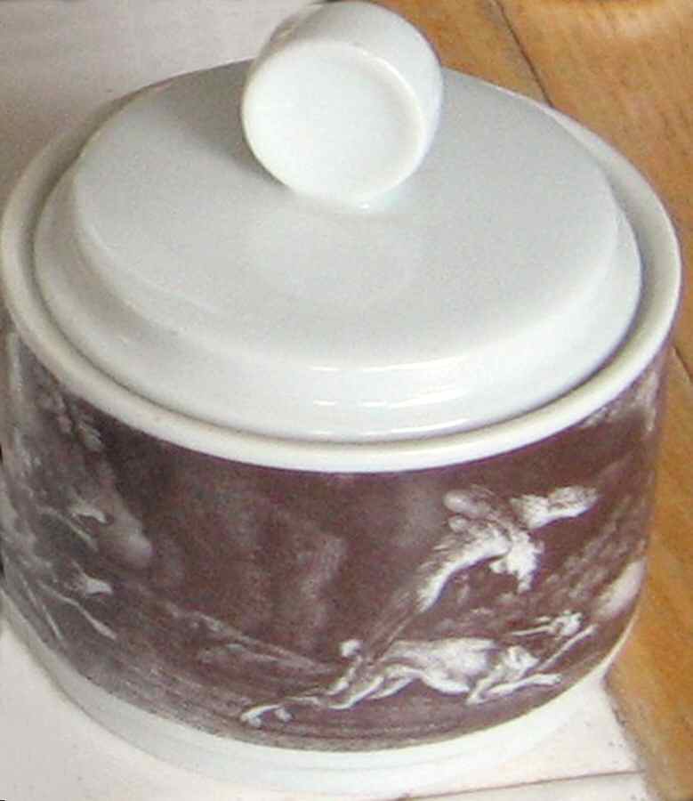 JAE211 Sugar Bowl & Lid by Jaeger-1