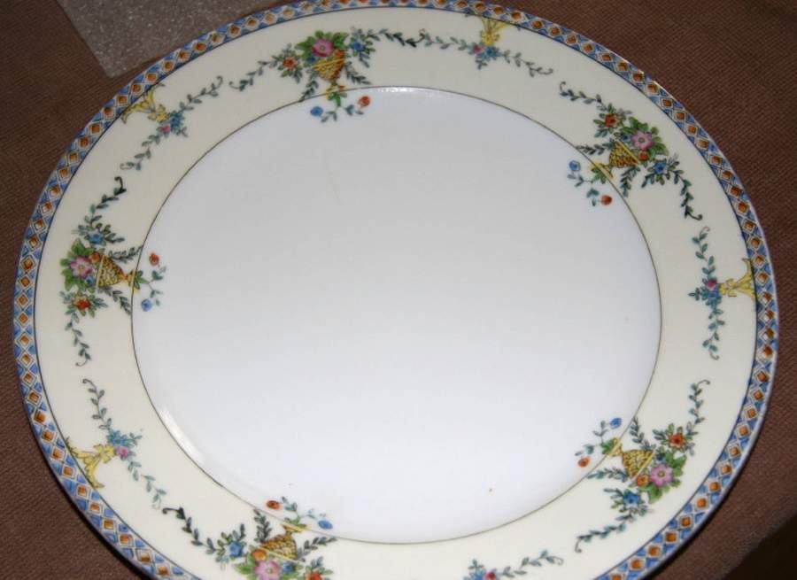JAP886 Dinner Plate by Japan-1