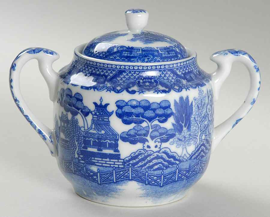 Blue Willow (Occ Japan, Crown Bck) Sugar Bowl & Lid by Japan-1