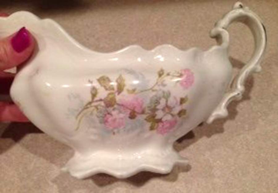 JB1070 Gravy Boat by Johnson Brothers-1