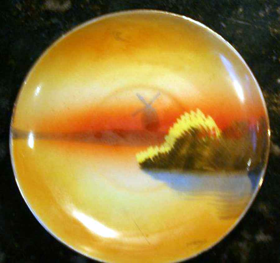 JAP908 Saucer by Japan-1