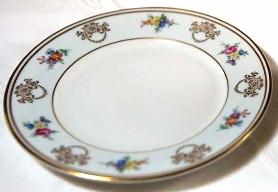 JOH396 Dinner Plate by Johann Haviland-1