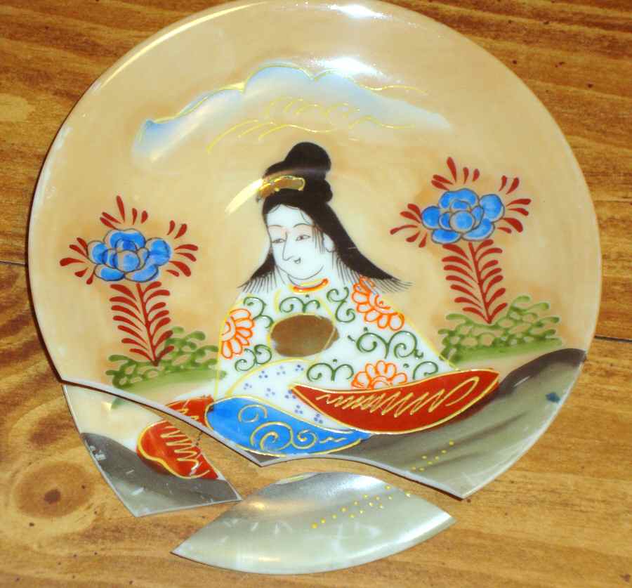 JAP915 Saucer by Japan-1