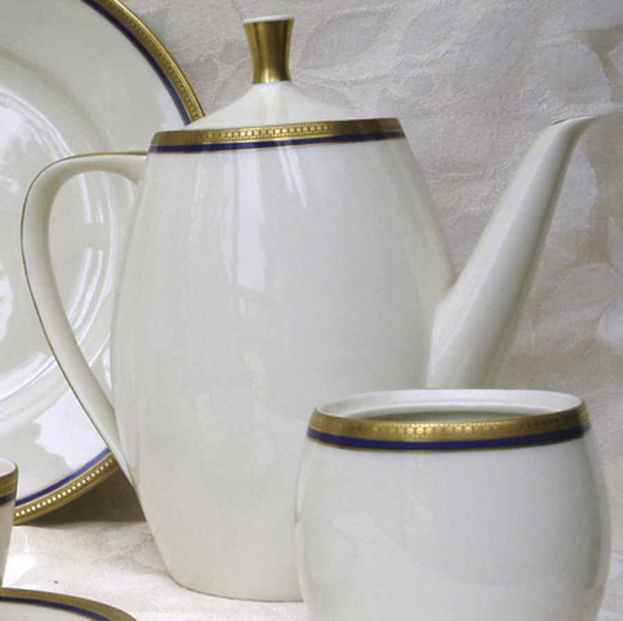JOH400 Teapot & Lid by Johann Haviland-1
