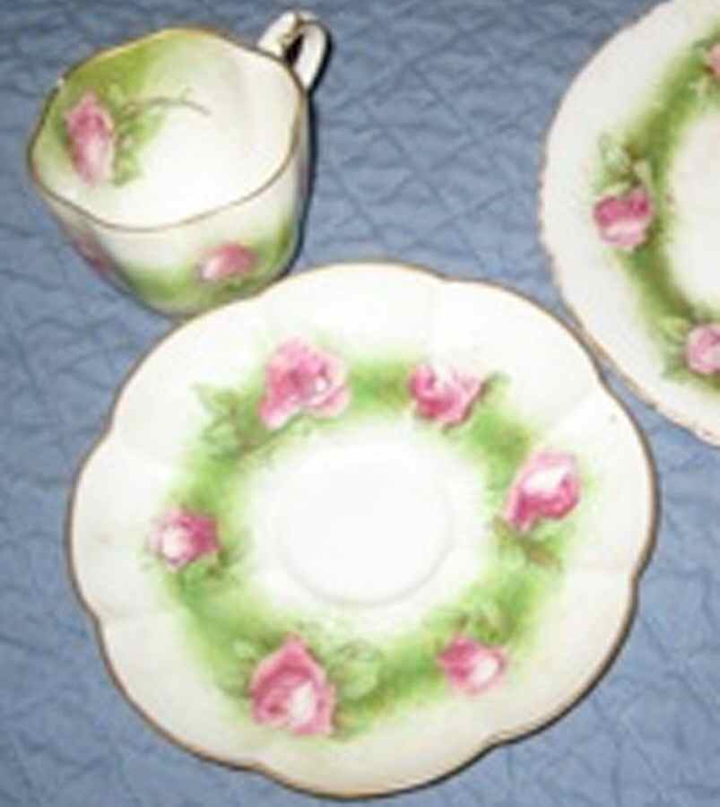 16521 Flat Cup & Saucer Set by George Jones & Sons-1