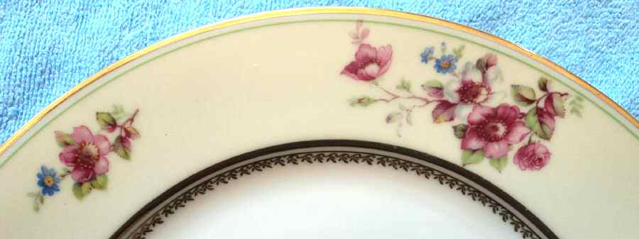 JOE65 Dinner Plate by Johann Seltmann-1