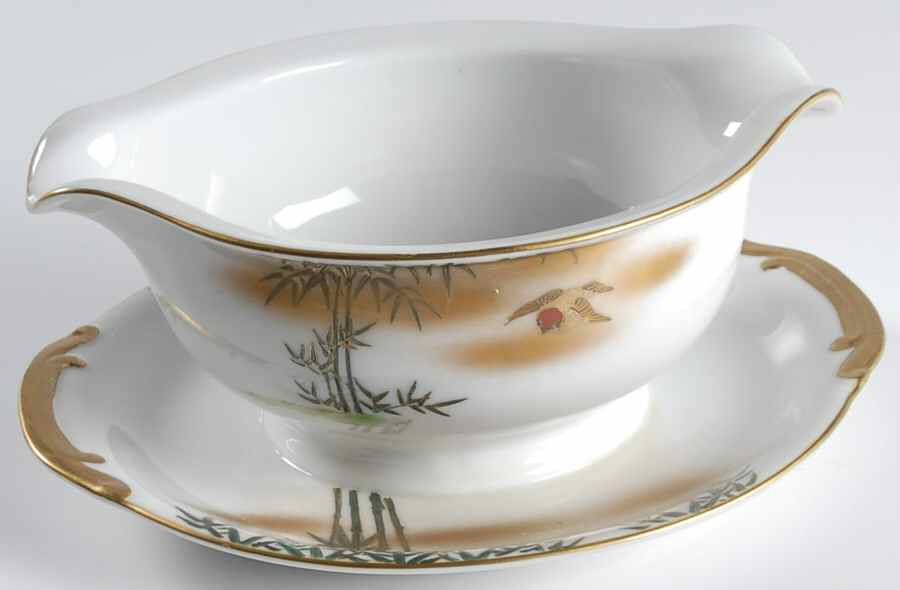 JAP949 Gravy Boat with Attached Underplate by Japan-1