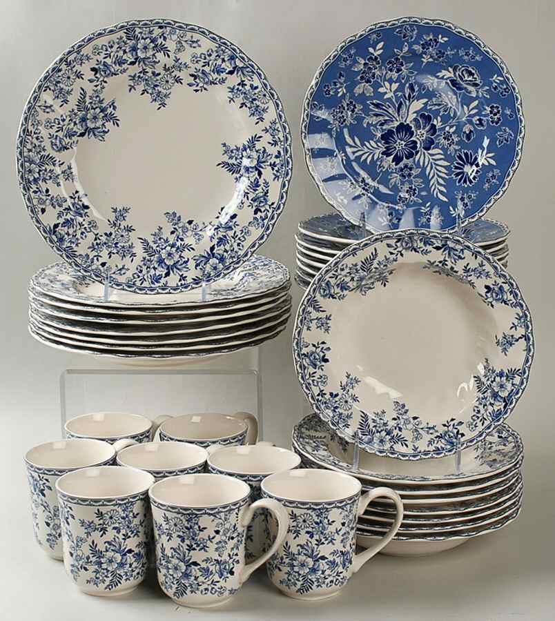 Devon Cottage 32 Piece Set by Johnson Brothers-1