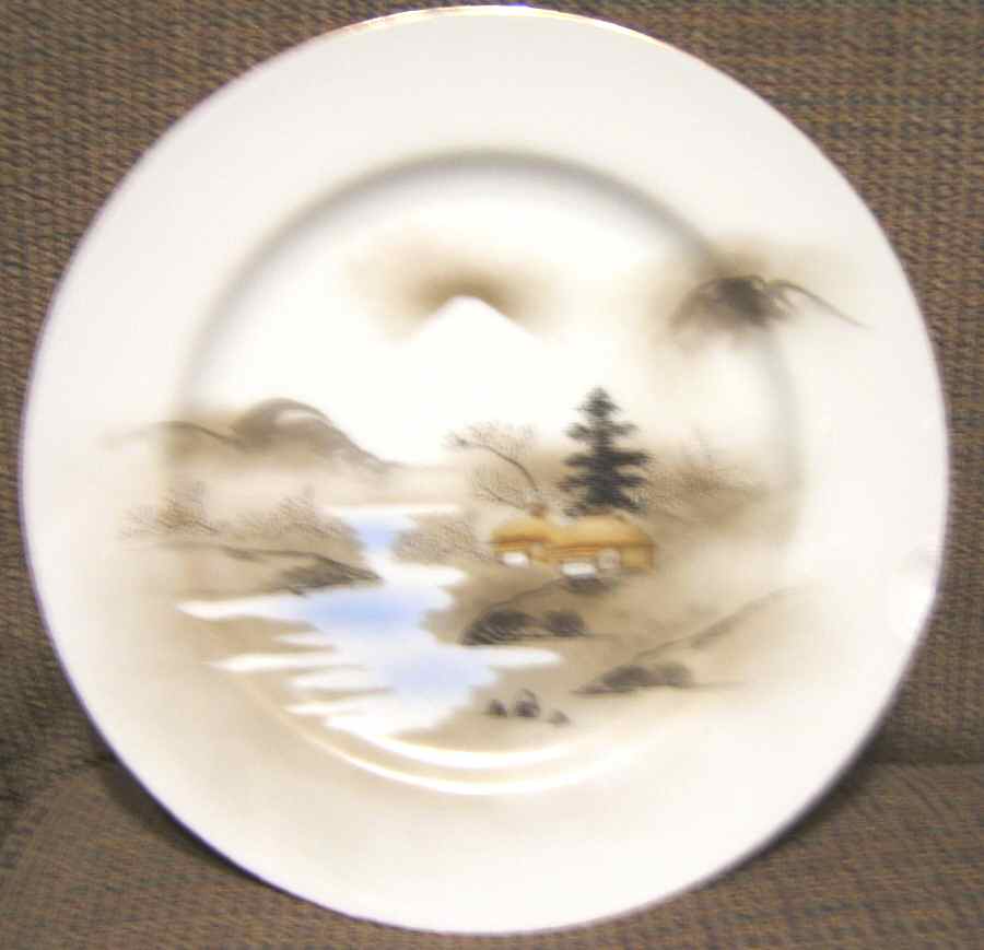 KUT438 Dinner Plate by Kutani-1