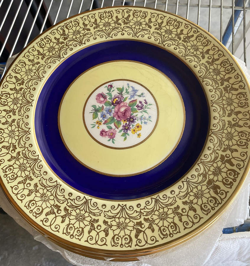 JB1105 Dinner Plate by Johnson Brothers-1