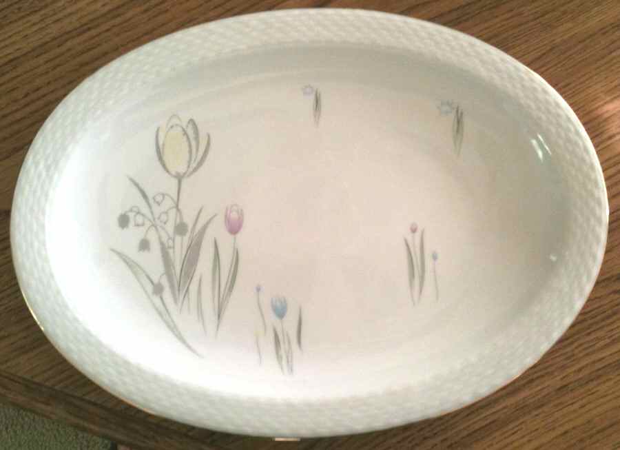 JOH407 14" Oval Serving Platter by Johann Haviland-1