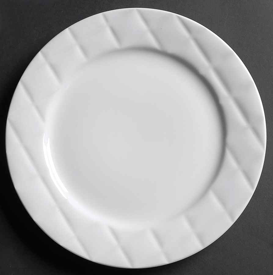 Quilt Dinner Plate by JCPenney-1