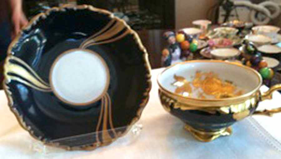 JAE230 Footed Cup & Saucer Set by Jaeger-1