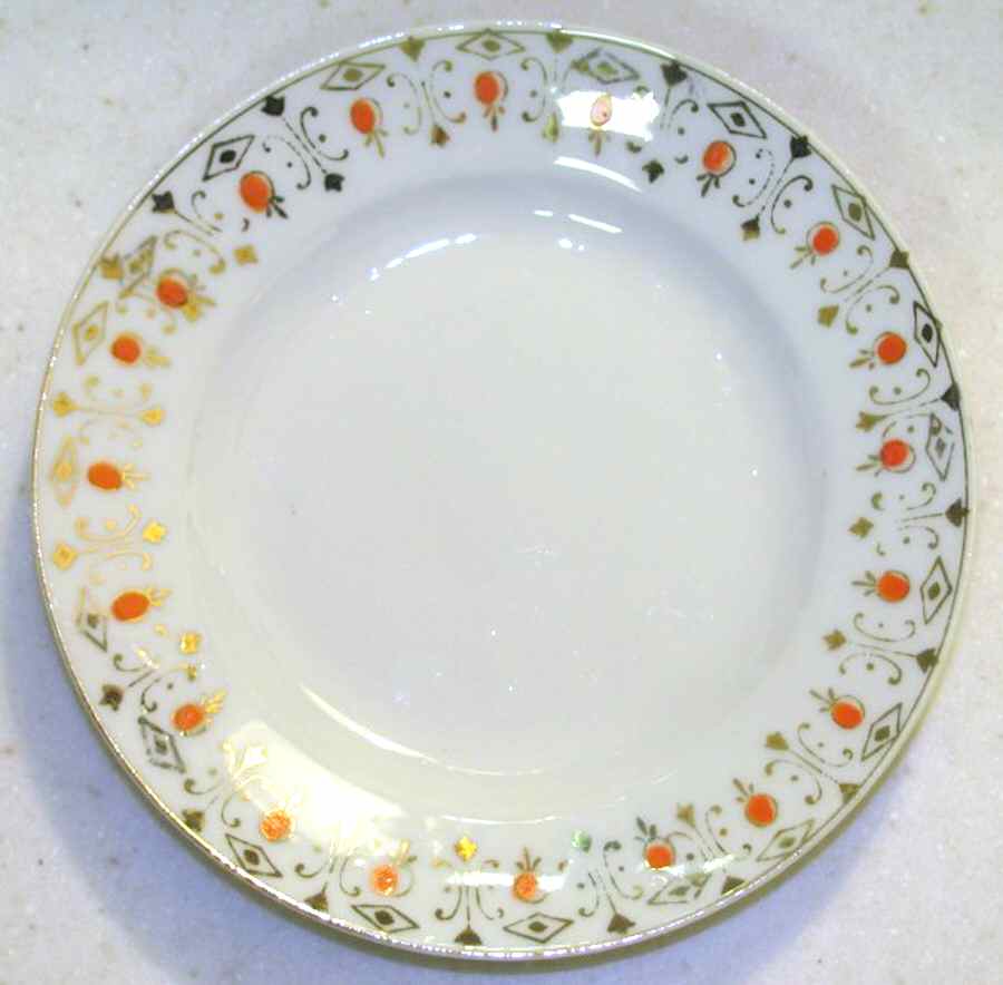 JAP1004 Child's Plate by Japan-1