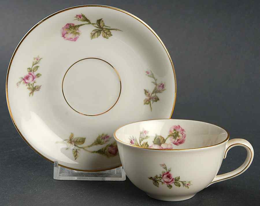 E627 Flat Demitasse Cup & Saucer Set by Johann Haviland-1