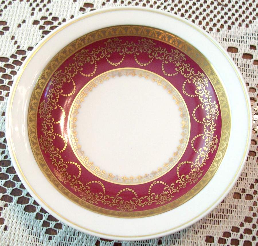 E533 Saucer by Johann Haviland-1