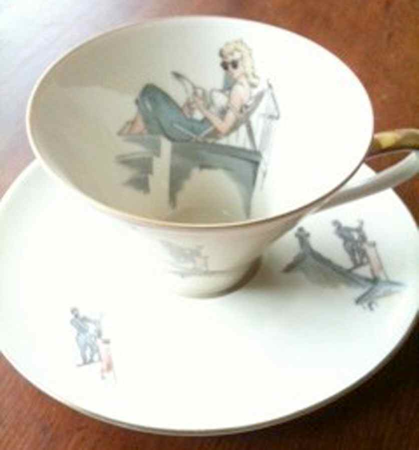 2750 Flat Cup & Saucer Set by Johann Seltmann-1