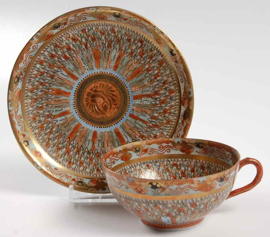 Thousand Faces Flat Cup & Saucer Set by Japan-1