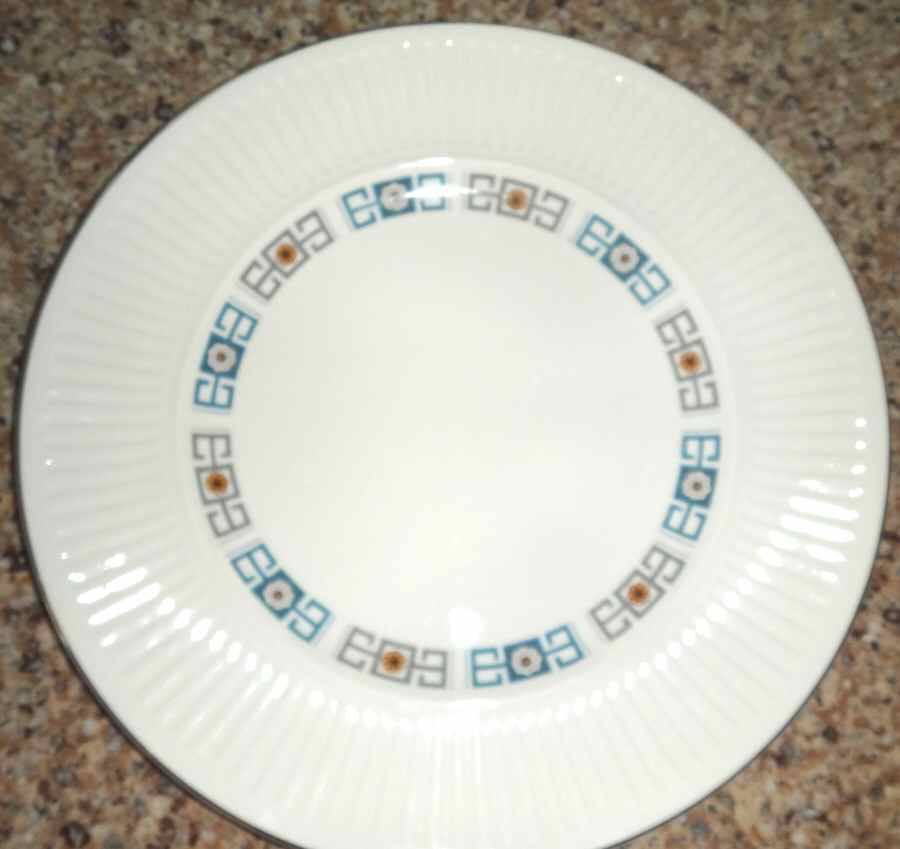 JB1126 Dinner Plate by Johnson Brothers-1
