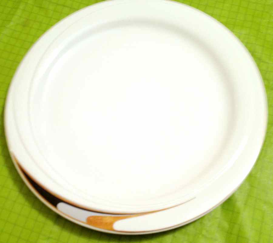 JOE70 Dinner Plate by Johann Seltmann-1
