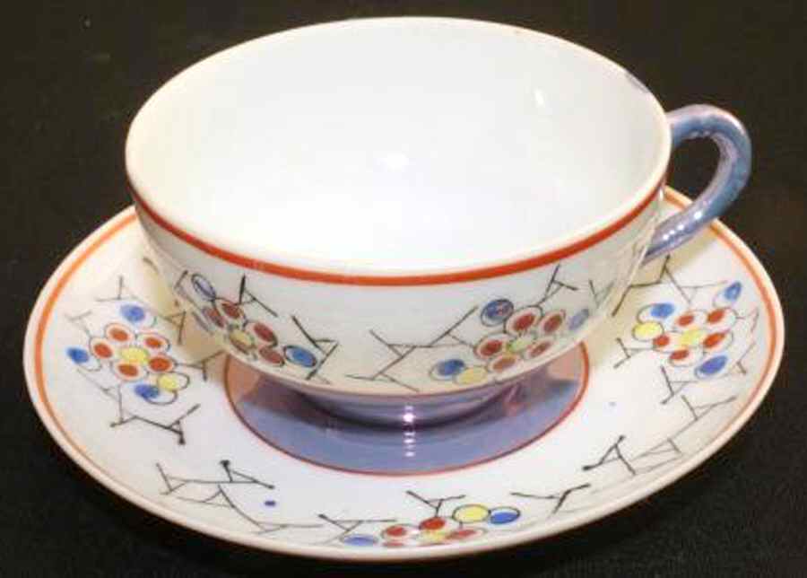 JAP1046 Footed Cup & Saucer Set by Japan-1