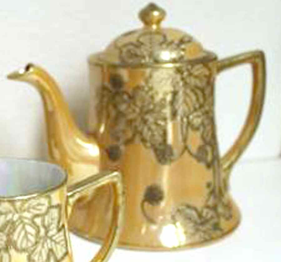 JAP1066 Small Coffee Pot & Lid by Japan-1