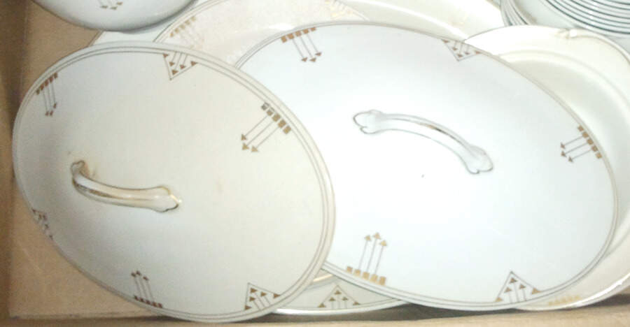 JB1147 Lid for Oval Vegetable by Johnson Brothers-1