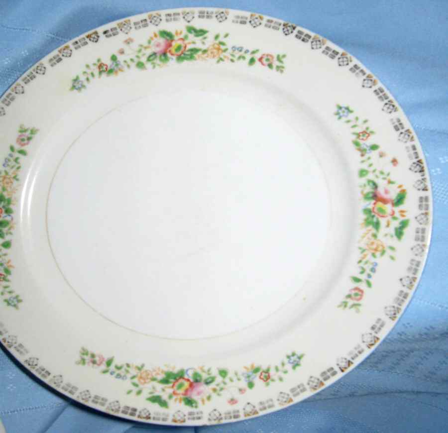 JAP1088 Dinner Plate by Japan-1