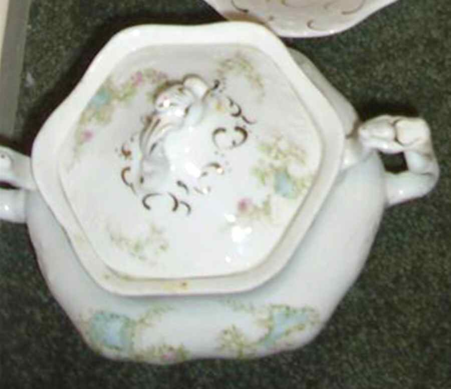 JB1160 Sugar Bowl & Lid by Johnson Brothers-1