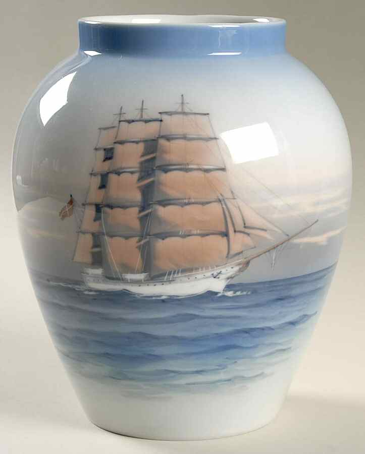 JEN1 8" Vase by Svend Jensen-1