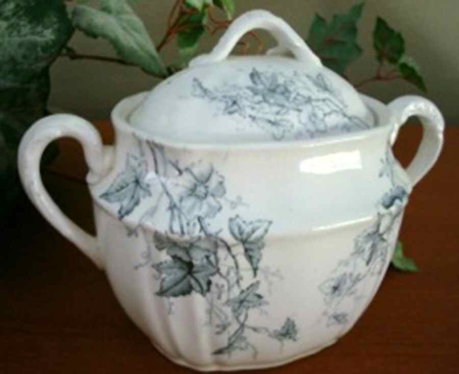 Alma Sugar Bowl & Lid by Johnson Brothers-1