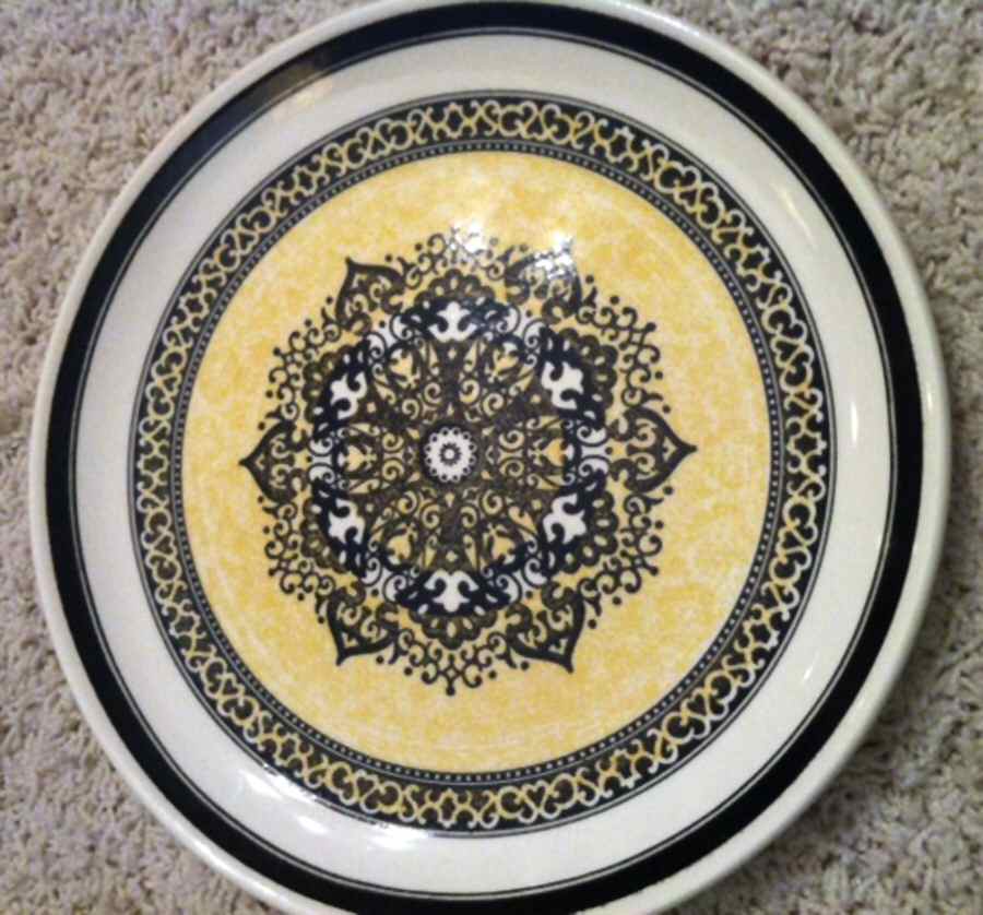 JAM31 Dinner Plate by Jamestown-1