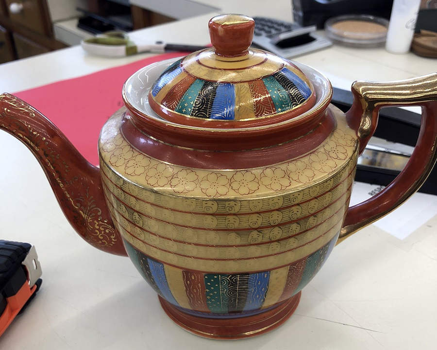 Thousand Faces Red Band Teapot & Lid by Shimizu Rokunosuko-1