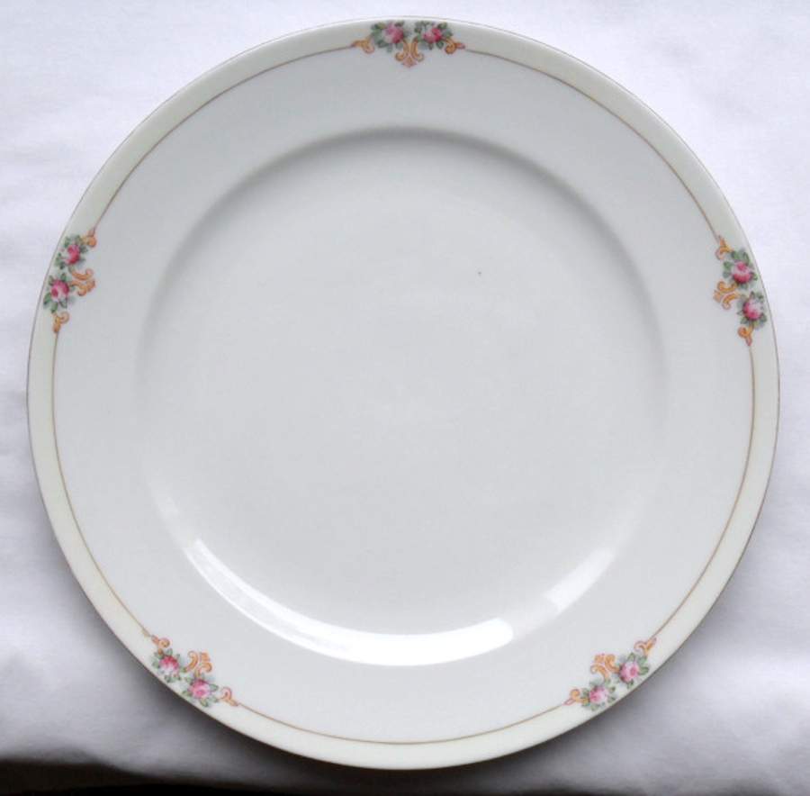 JAP1142 Dinner Plate by Japan-1