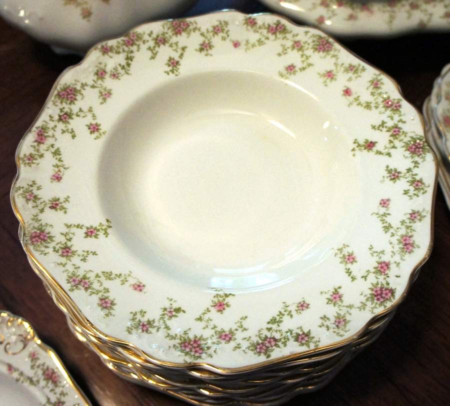 JB1189 Rim Soup Bowl by Johnson Brothers-1