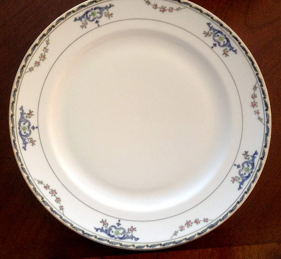 NIK134 Dinner Plate by Nikko-1