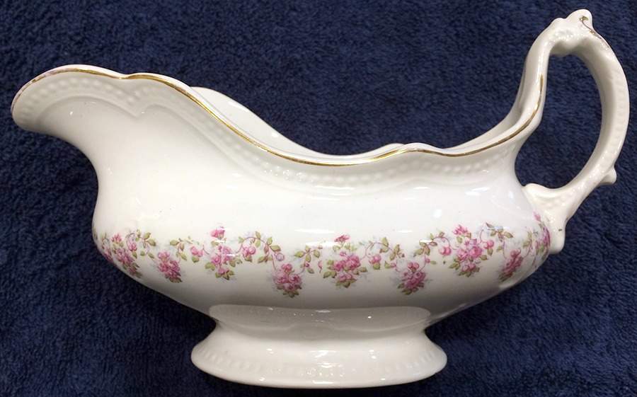 JB1226 Gravy Boat by Johnson Brothers-1