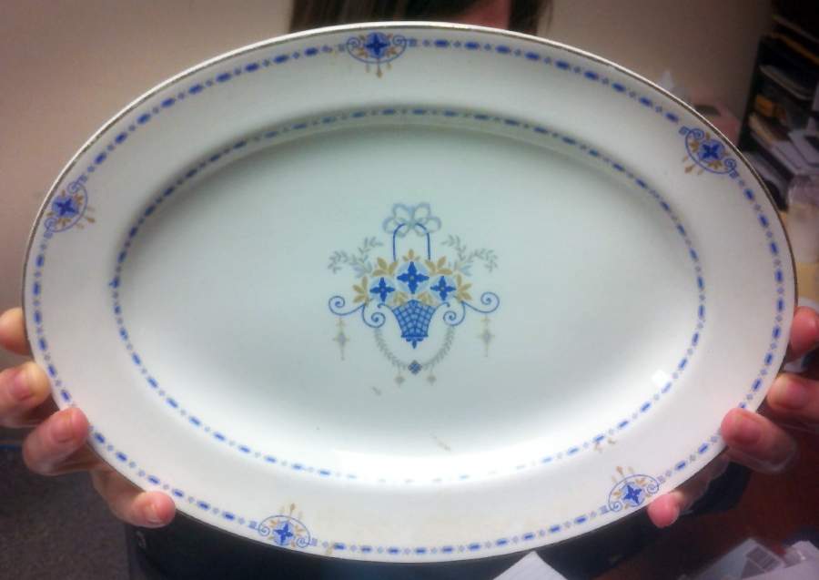 Thiers 12" Oval Serving Platter by Johnson Brothers-1